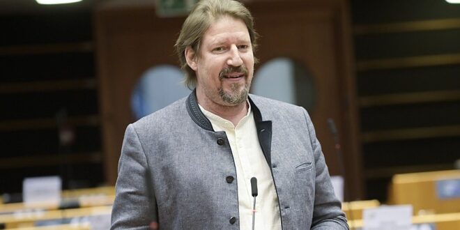“Maqedonia e Veriut po ndikohet fort nga politikat ruse dhe kineze, të cilat implementohen përmes Serbisë dhe Hungarisë”