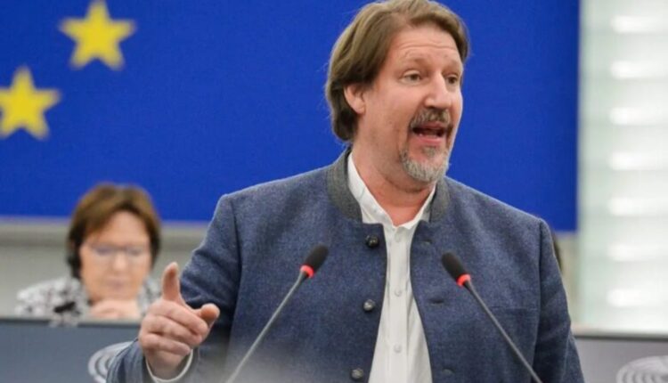 Parlamenti Evropian do të votojë për raportin e Vajcit