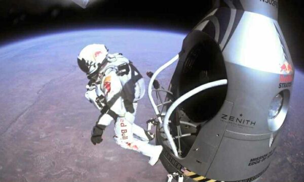 Vdes në aksident me paraglajd Felix Baumgartner – më 2012 kishte bërë histori duke u hedhur nga stratosfera