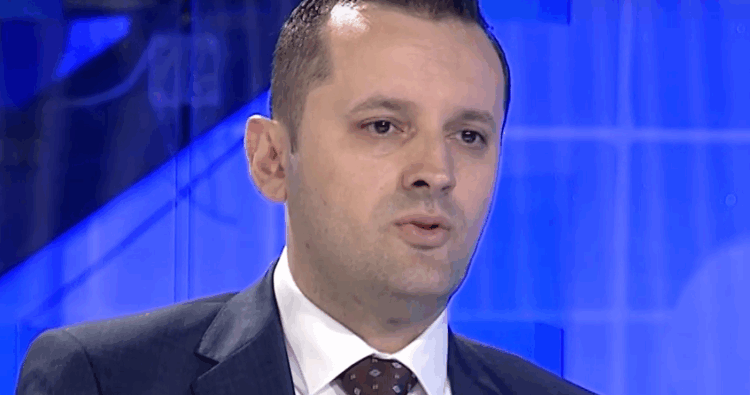 Faton Ahmeti zbardh shtatë kandidaturat e para për kryetarë komunash