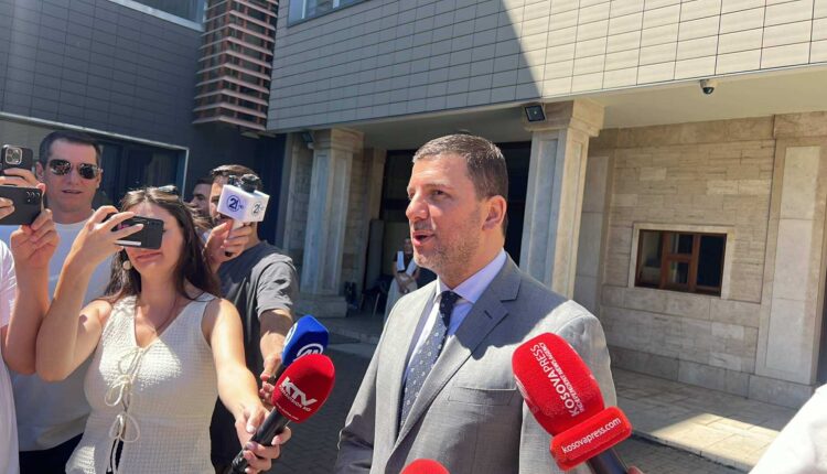 Krasniqi pas takimit me Osmanin: Rikonfirmova gatishmërinë e PDK-së për gjetjen e një zgjidhjeje