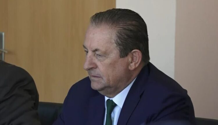 Merko do të pushojë i qetë këtë verë, vendimi për emërimin e paligjshëm të drejtorit do të shpallet në vjeshtë
