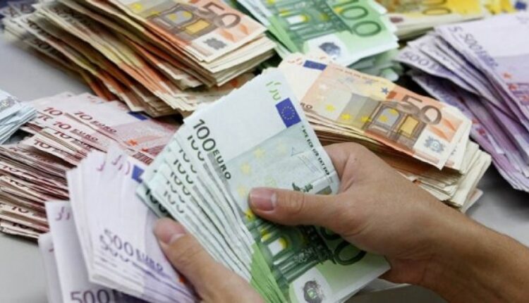 Ekskluzive: Qytetarit nga Skenderaj i zbrazet llogaria bankare në BPB – Mbi 14 mijë euro tërhiqen përmes mashtrimeve online nga adresa të huaja në Evropë