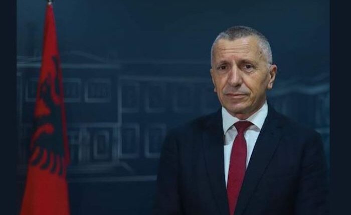 Brukseli reagon për pasivizimin e adresave: Komisionerja Marta Kos i përgjigjet Shaip Kamberit