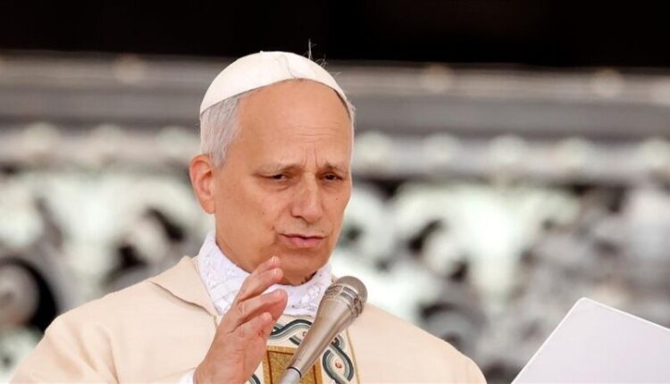 Papa Leoni thirrje kryeministrit izraelit: Duhet të mbrohen vendet e adhurimit