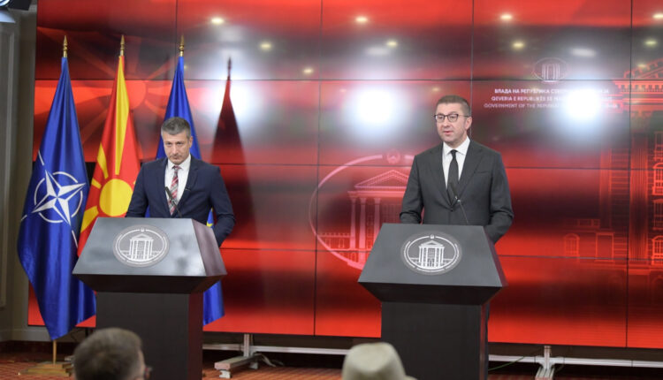 Mickoski: Me thirrjen e dytë nga instrumenti për investime kapitale nënshkruhen marrëveshje për 828 projekte me vlerë totale prej 225 milionë euro