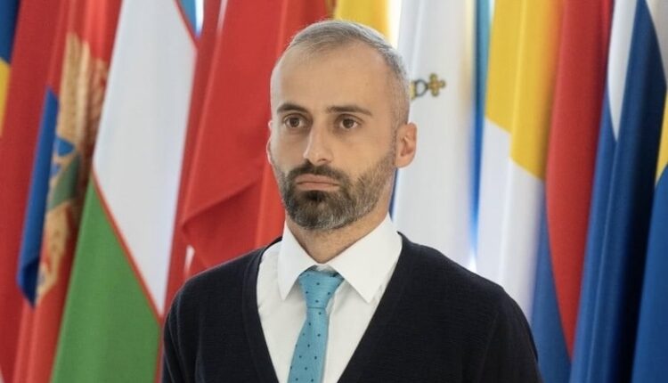 “O i pari bajraktari, o hiç!” – Sulimani kritikon ashpër Izet Mexhitin dhe strategjinë e VLEN-it