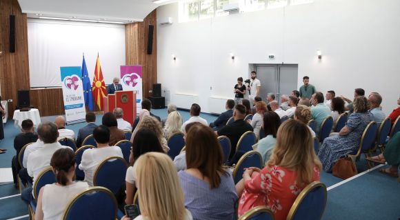 Ministri Limani ndau 17 marrëveshje të reja granti në kuadër të Thirrjes së Tretë për Zhvillimin e Shërbimeve Sociale në nivel lokal