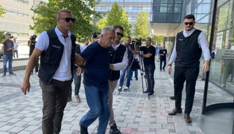 Një muaj paraburgim për Sinisha Spasiq, dyshohet për vrasje dhe dhunim seksual të civilëve gjatë luftës në Vushtrri