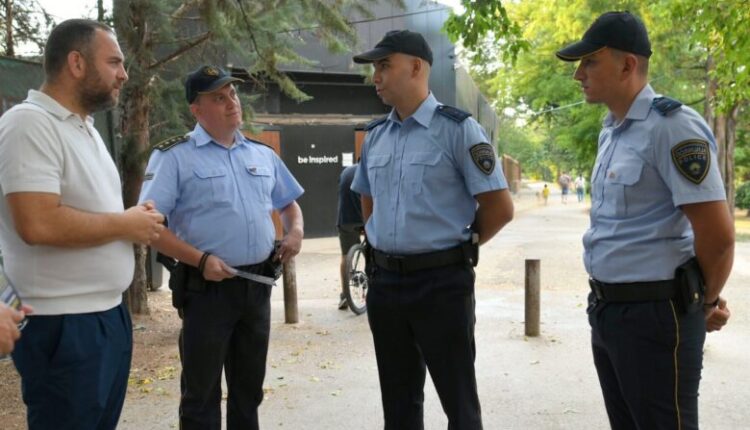 Policët që shpëtuan gruan në Vardar dje do të shpërblehen