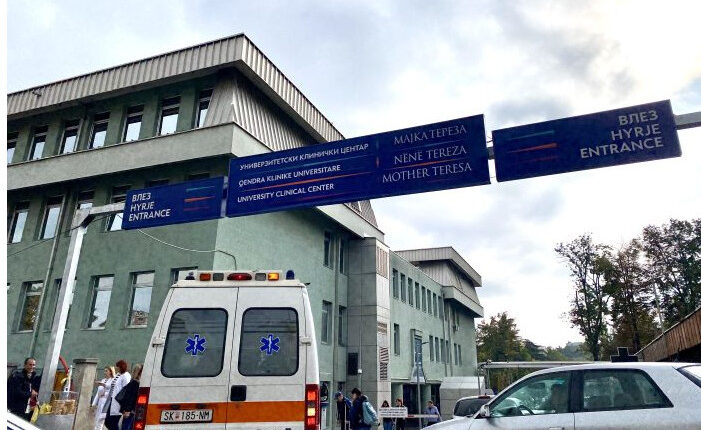 Aliu: Parkimi për pacientët onkologjikë në Klinikë do të jetë falas, më shtrenjtë do të paguajnë qytetarët që nuk janë pacientë
