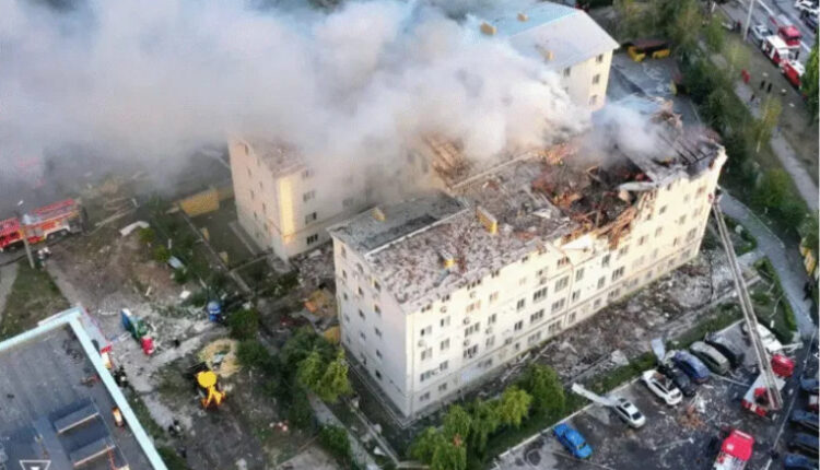 Të paktën tetë civilë të vrarë dhe 35 të plagosur nga sulmet ruse në Ukrainë