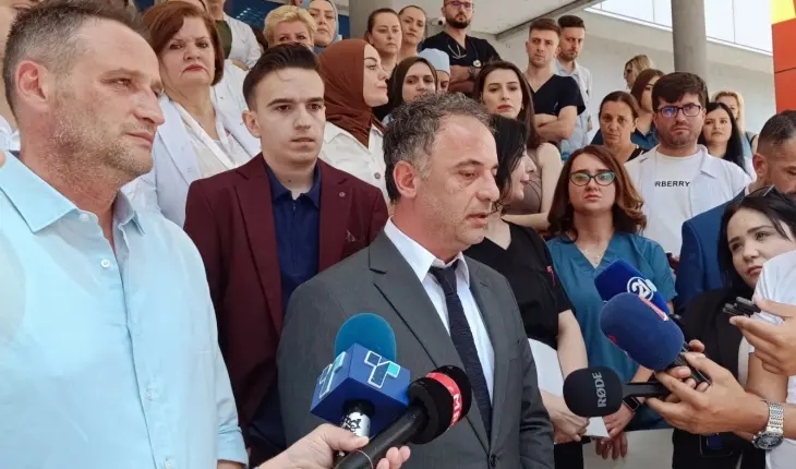Reagim i Ministrisë së Shëndetësisë për njoftimet në lidhje me punësime të kuadrit në Spitalin Klinik të Tetovës
