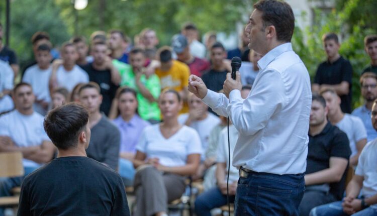 “‘Rinia nisi ’ – Bujar Osmani vazhdon  për Çairin me mbështetje të gjerë rinore dhe vizion zhvillimi