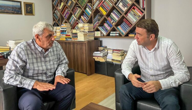 Bujar Osmani takohet me profesor Adnan Ismailin, në fokus kultura e librit dhe mbështetja për arsimin