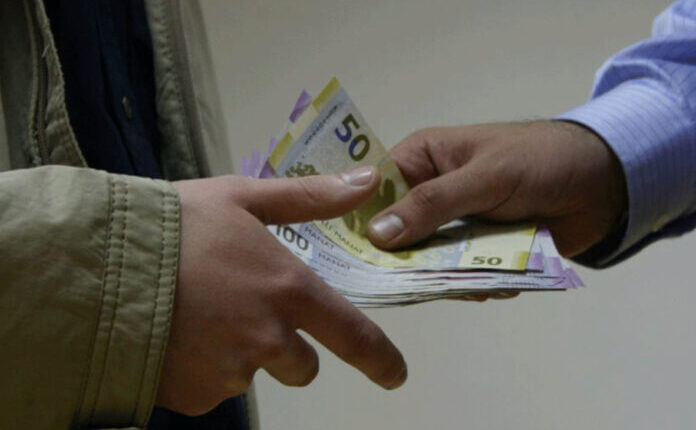 Bien “kamatashat” në Gostivar: Për borxh 35.000 euro i kanë marrë 15.000 euro në vit dhe 3.000 në muaj