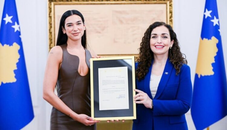 Dua Lipa merr shtetësinë e Kosovës, presidentja Osmani: Krenare gjithmonë me ty