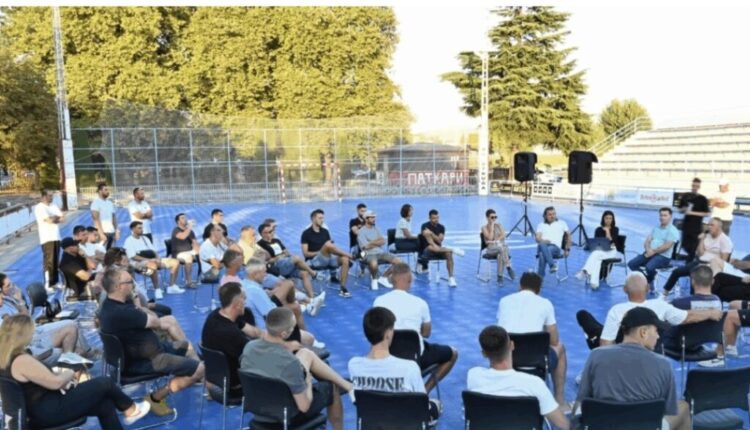 Mendi Qyra takon sportistët: Sporti në Strugë shumë shpejtë do të shkëlqejë