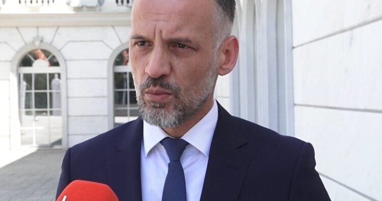 Fetai: Gjuha jonë e punës në koalicion VLEN është gjuha shqipe