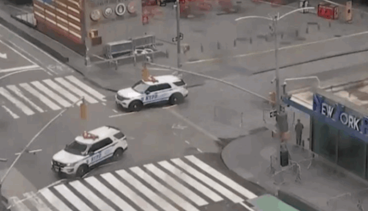 Alarm në Manhattan, mbyllet Times Square pas pakos së dyshimtë