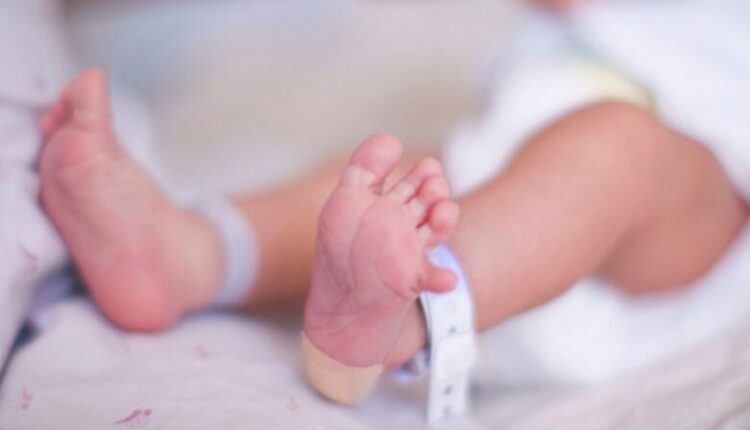 Dy foshnje vdiqën në një spital në Itali për shkak të detergjentit të kontaminuar?