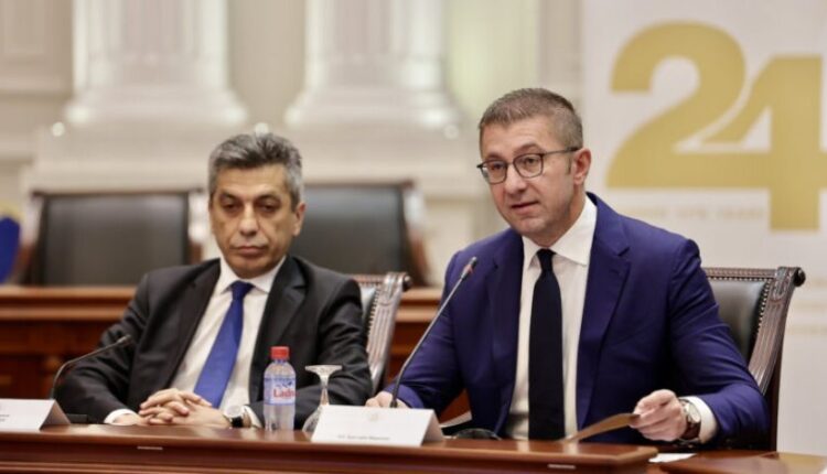 Mickoski: Marrëveshja Kornizë është dëshmi se Maqedonia mund të jetë shtëpi e të gjithë qytetarëve