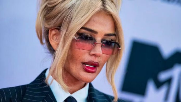 Loredana anulon pjesëmarrjen në festivalin ‘Sunny Hill 2025’: Për shkak të çështjeve personale, nuk do të jem pjesë