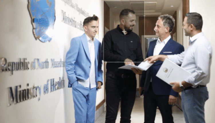 Azir Aliu punëson azilantin nën hetime si këshilltar