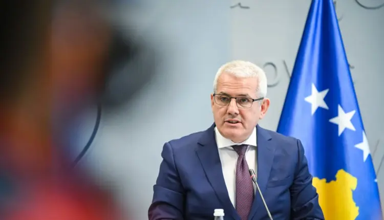 Sveçla kërkon nga IPK-ja të jetë edhe më e vendosur në “pastrimin” e Policisë