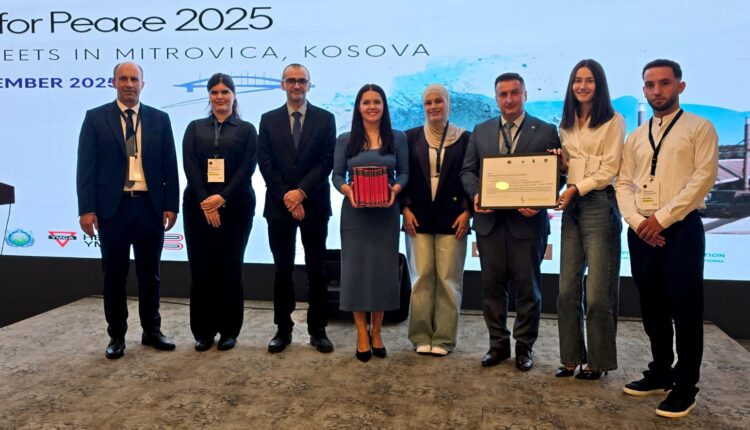 Rektori i Universitetit të Tetovës, Prof. Dr. Jusuf Zejneli u dekorua me titullin prestigjioz “Ambasador i Paqes”