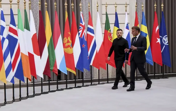 Macron: 26 shtete të gatshme për dërgimin e trupave në Ukrainë