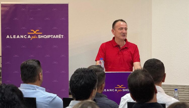 Taravari: Kam marrë mesazhe nga njerëz që dalin në foto me Izetin e më thonë do votojmë Bujarin