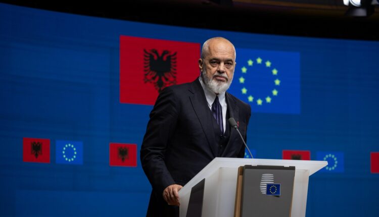 Rama nga Brukseli: Presim me padurim çeljen e grupkapitullit të fundit