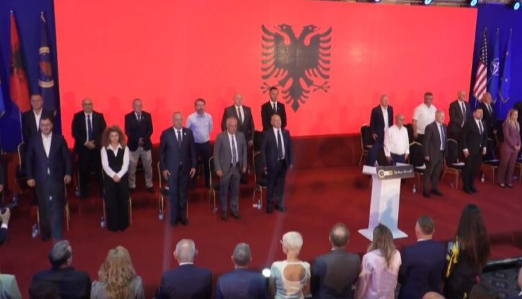 AAK nis zyrtarisht fushatën për zgjedhjet e 12 tetorit