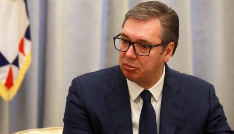 Goditje diplomatike për Beogradin – Vuçiç nuk ftohet në Forumin Strategjik të Bledit