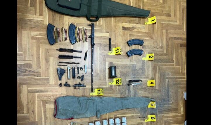 Policia jep detaje për bastisjet kundër armëve pa leje në veri, në pranga një 73 vjeçar