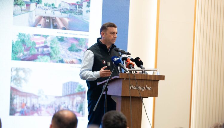 Bujar Osmani prezanton programin zgjedhor: 2500 vende parkimi, ndërmarrje e re komunale dhe luftë kundër korrupsionit (VIDEO)