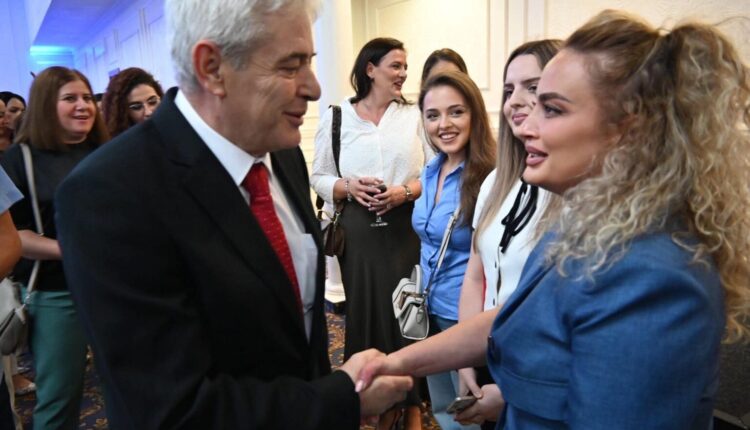 Imrane Veliu Aliu kandidate për këshilltare në Çair: Do të jem zëri i qytetarëve në organet vendimmarrëse