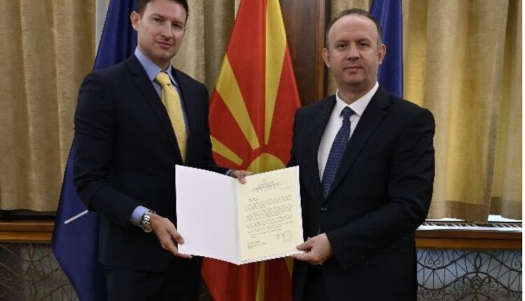 Afrim Gashi takohet me Denion Meidanin: Zhvilluam një takim të frytshëm