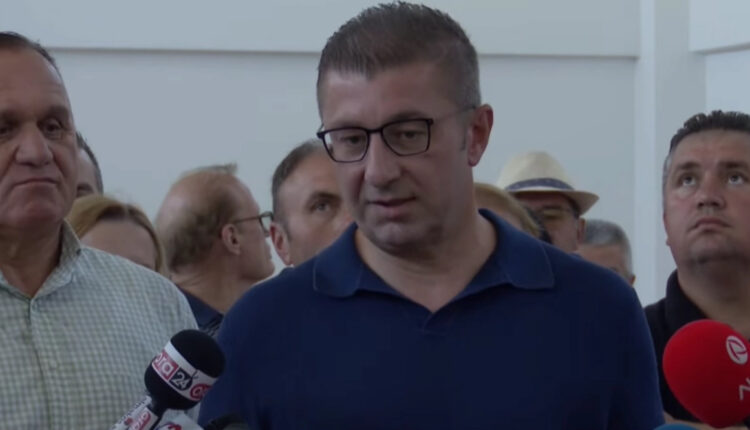 Mickoski: Disa prokurorë “spiunojnë” në Bruksel se Qeveria nuk ua rrit pagat