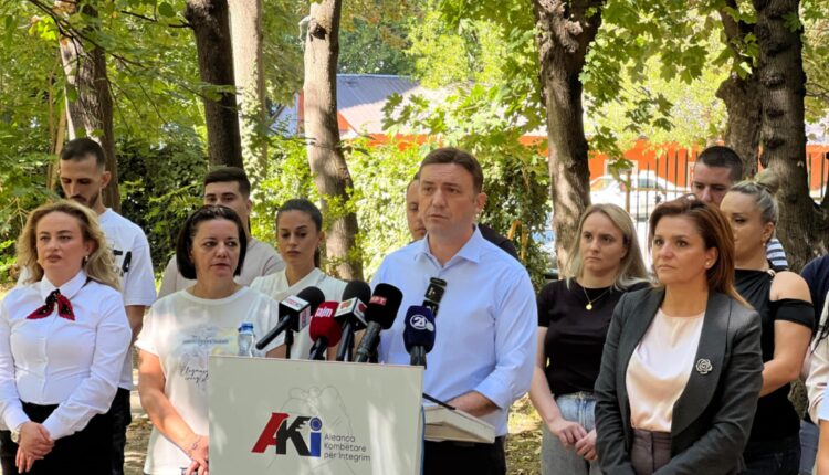 Osmani: Ditën e parë shpall gjendje krize për papastërti, ndërtime pa leje dhe korrupsion