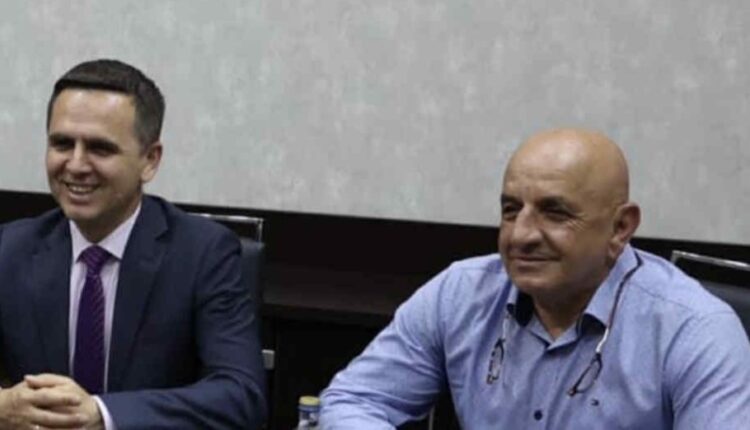 Skandal në VLEN – Bilall Kasami dhe Adnan Azizi largojnë veteranin e UÇK-së, Himo Maksutin, nga lista e këshilltarëve në Tetovë