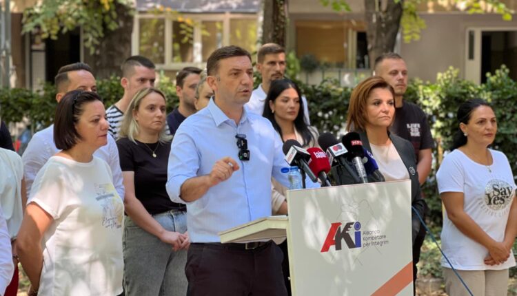 Bujar Osmani: Akuzat për koalicion me Levicën janë të dëshpëruara, VLEN tashmë po e përgatit arsyetimin për humbjen