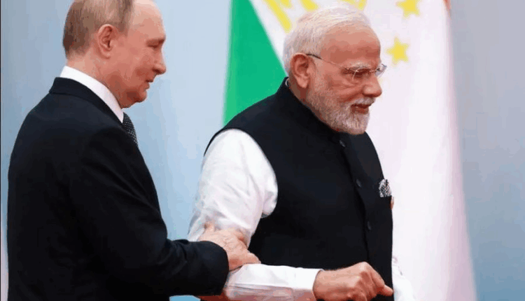 Modi i kërkon Putinit: Ndalo luftën në Ukrainë sa më shpejt të jetë e mundur