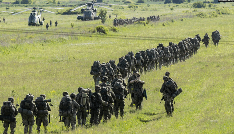 Trupat Rezervë Turke të NATO-s mbërrijnë në Kosovë