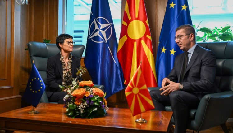 Kos: BE-ja është e shqetësuar për sundimin e ligjit në Maqedoni