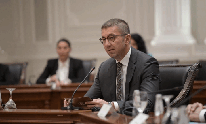 Mickoski: Krijimi i një familje me shumë fëmijë është akti më i lartë patriotik i një populli për atdheun e vet