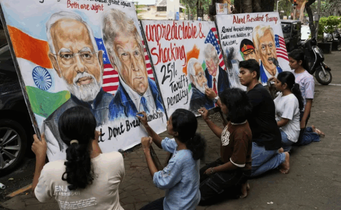 Trump rrit tarifat për vizat H-1B, mijëra të rinj indianë rrezikojnë ëndrrën amerikane