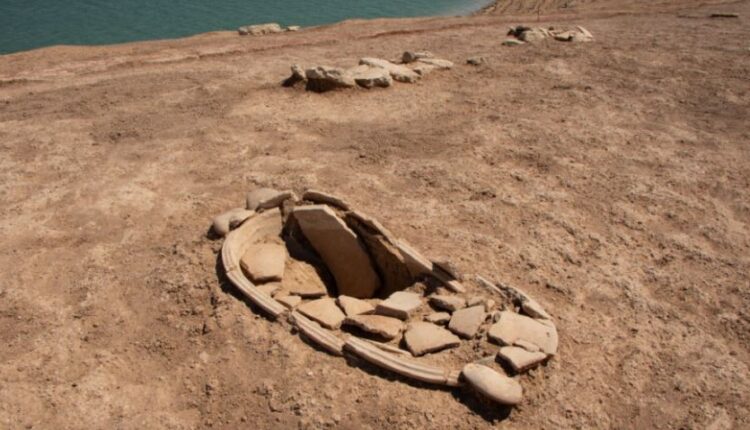 Thatësira në Irak zbulon varre më shumë se 2000-vjeçare