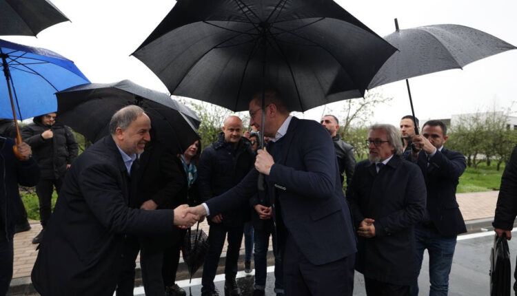 Pasi e ofendoi kryeministri Mickovski, bëhet i gjallë Adnan Azizi